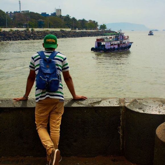 Meet your Posher, Adnan - Picture 1 of 1